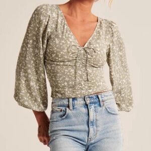 Abercrombie & Fitch Floral Sinched Crop Top Green Cream Size Medium
